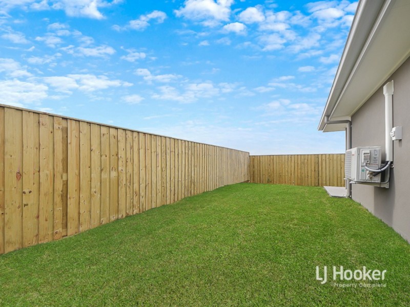 5 Field Close, Redbank Plains QLD 4301