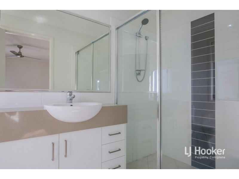 18 Treeline Circuit, Yarrabilba QLD 4207