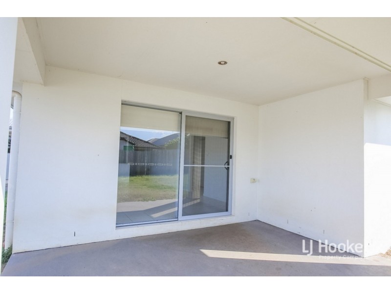 18 Treeline Circuit, Yarrabilba QLD 4207