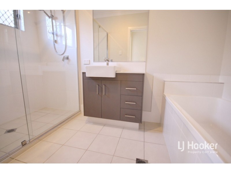 23 Lowthers Street, Yarrabilba QLD 4207