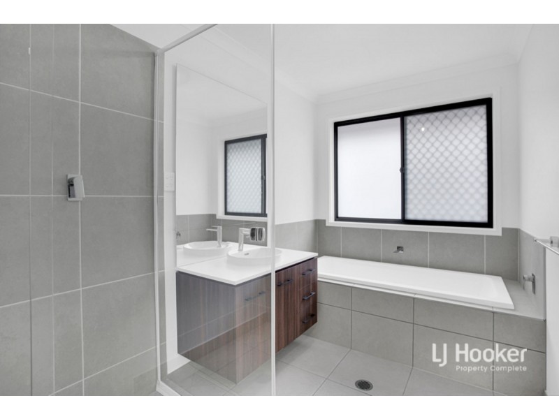 28 Hillard Street, Yarrabilba QLD 4207
