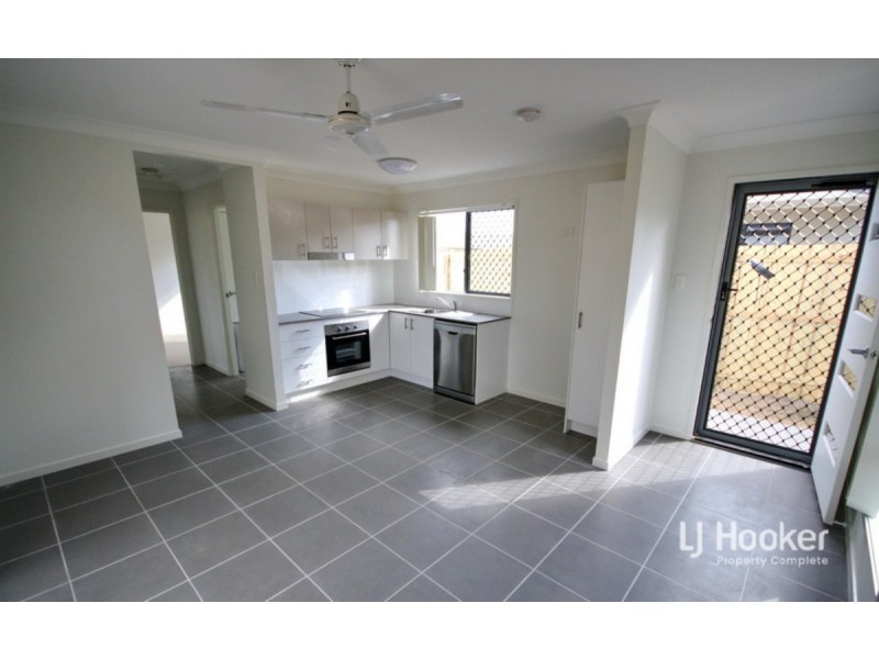 2/4 Diltar Street, Loganlea QLD 4131