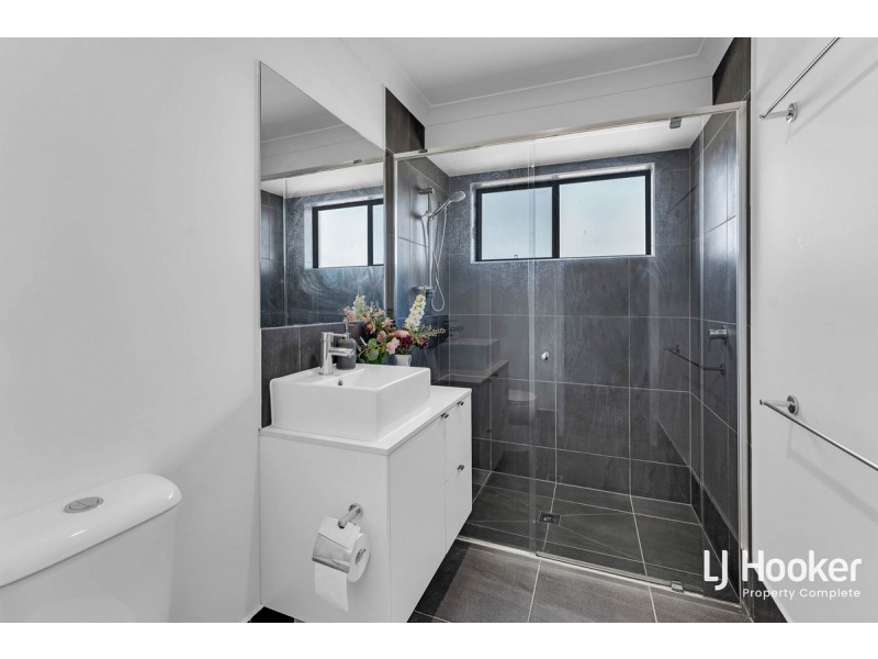 51 Montana Circuit, Logan Reserve QLD 4133