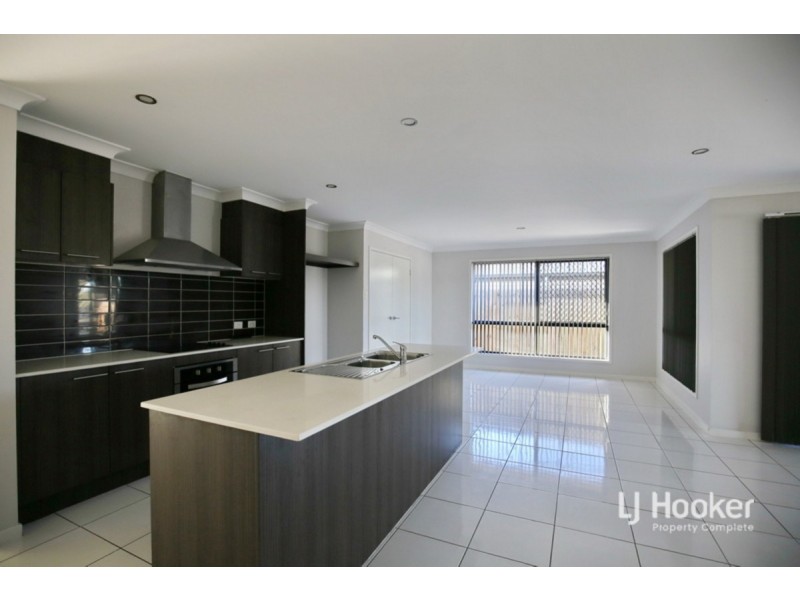 11 Howard Street, Yarrabilba QLD 4207
