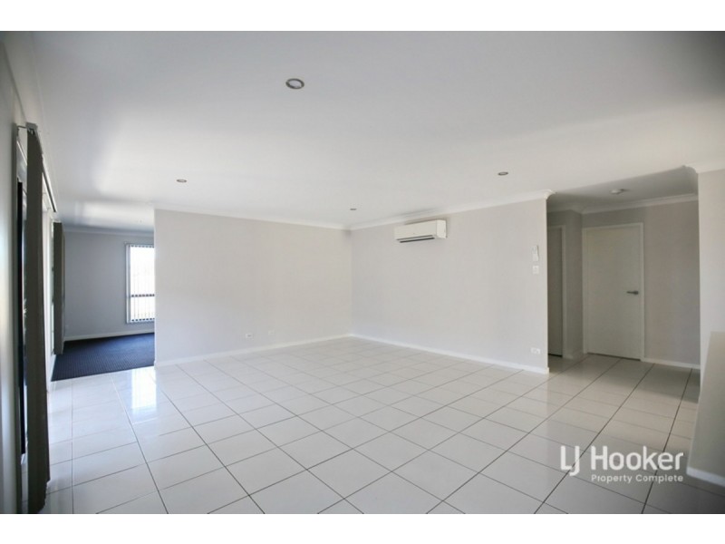 11 Howard Street, Yarrabilba QLD 4207