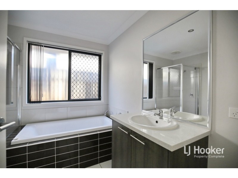11 Howard Street, Yarrabilba QLD 4207