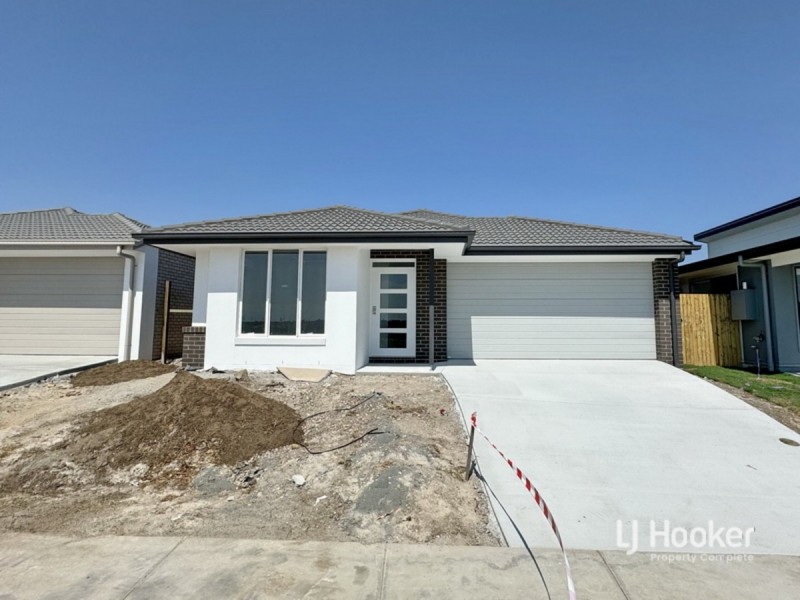 48 Diamond Drive, Yarrabilba QLD 4207