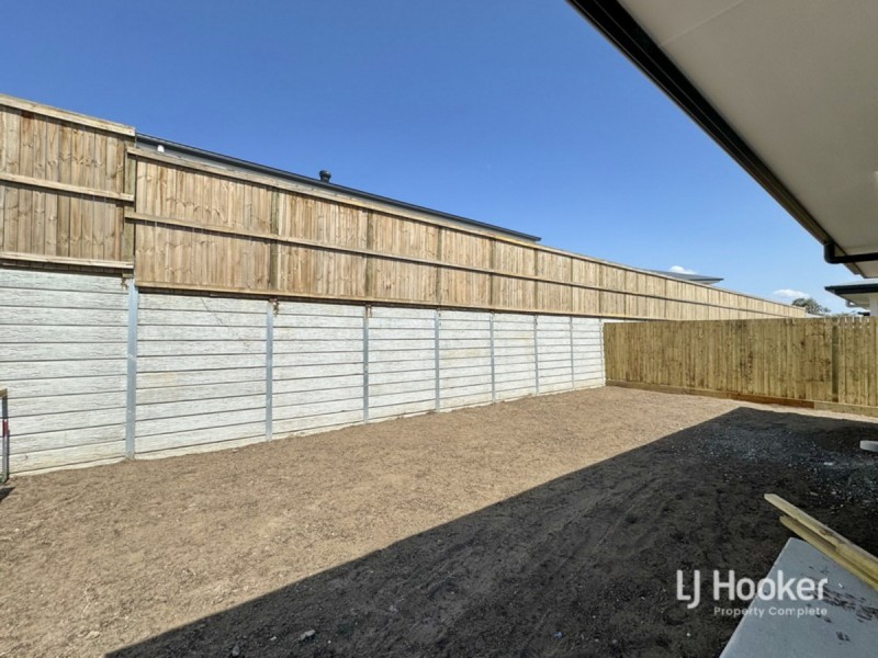 48 Diamond Drive, Yarrabilba QLD 4207