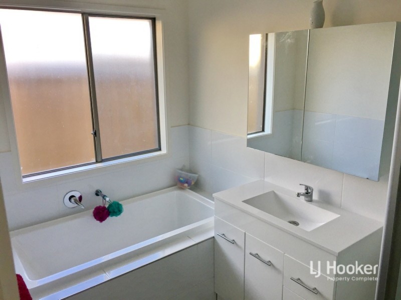 68 Skyblue Circuit, Yarrabilba QLD 4207