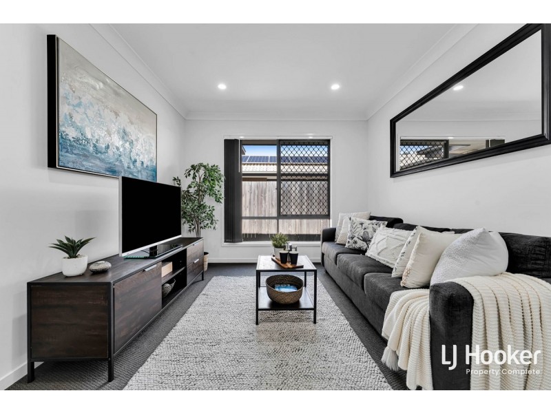 32 Sienna Circuit, Yarrabilba QLD 4207