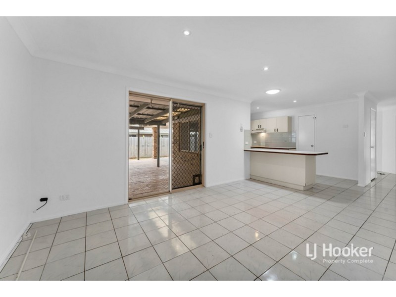 13 Olivia Court, Regents Park QLD 4118