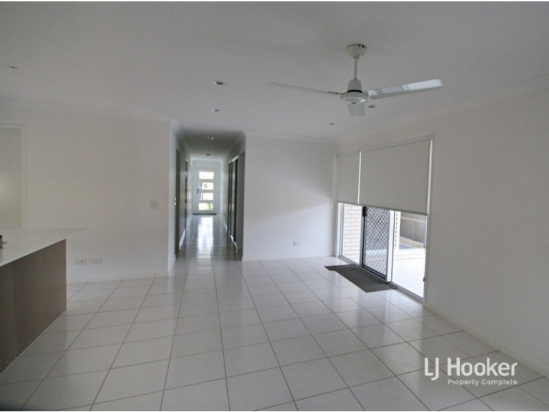 5 Pinehill Street, Yarrabilba QLD 4207