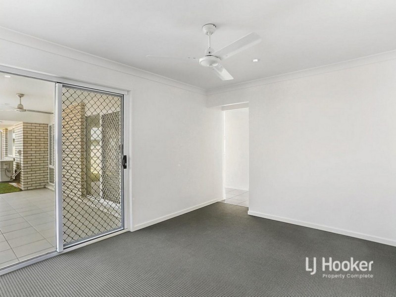 5 Pinehill Street, Yarrabilba QLD 4207