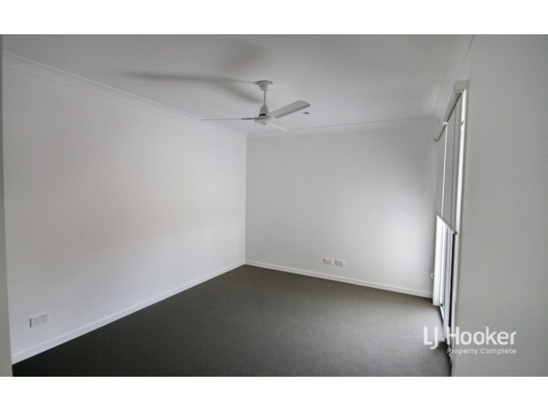 5 Pinehill Street, Yarrabilba QLD 4207