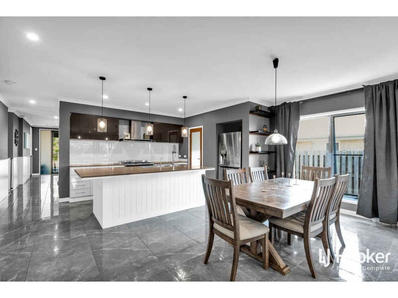 12 Tasker Street, Yarrabilba QLD 4207