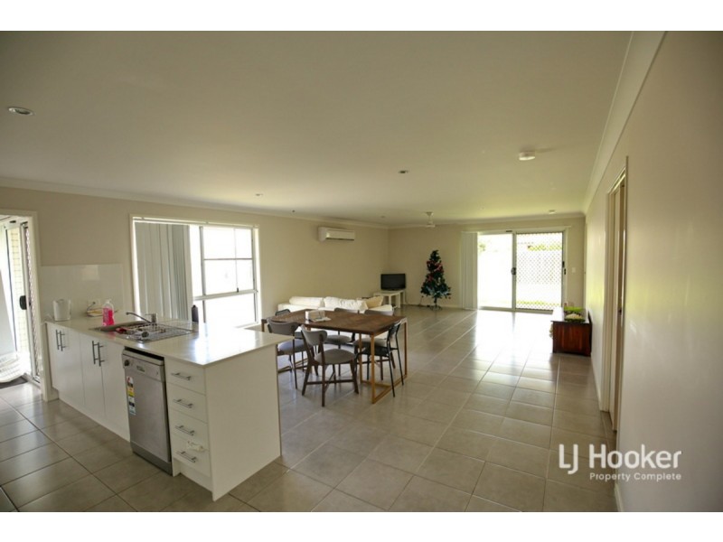 15 Tallwoods Circuit, Yarrabilba QLD 4207