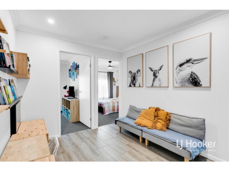18 Southwood Circuit, Yarrabilba QLD 4207