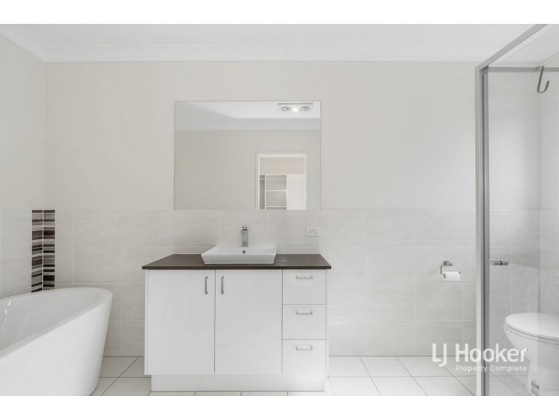 18 Sienna Circuit, Yarrabilba QLD 4207