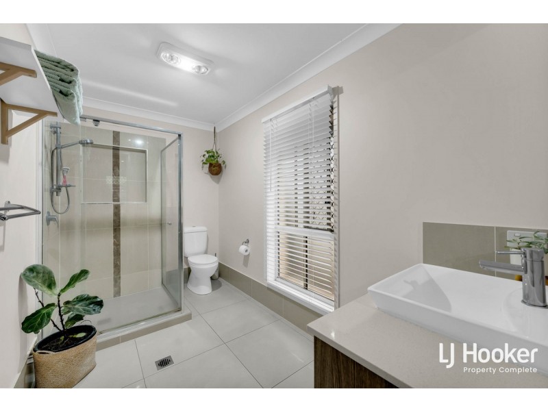 135 Buxton Avenue, Yarrabilba QLD 4207