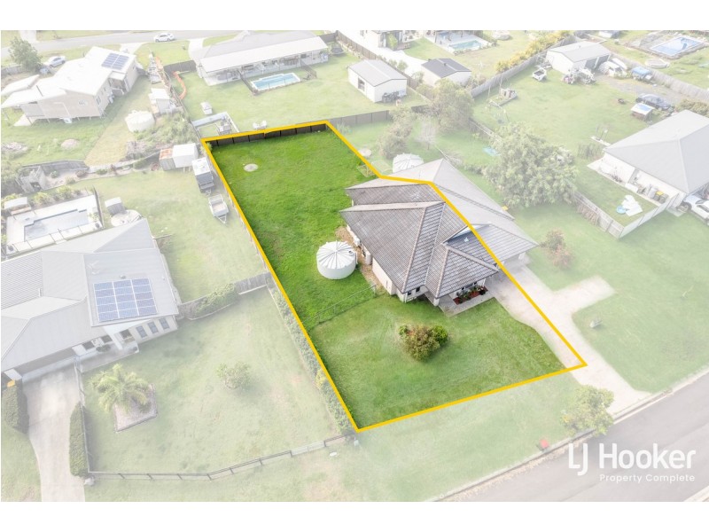 11 Kenross Close, Gleneagle QLD 4285