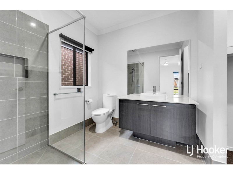 5 Brockwell Way, Yarrabilba QLD 4207