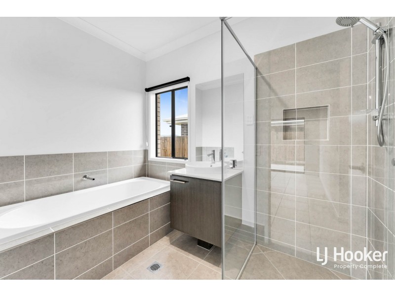 5 Brockwell Way, Yarrabilba QLD 4207