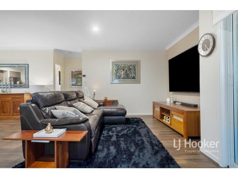 69 Summerview Avenue, Yarrabilba QLD 4207