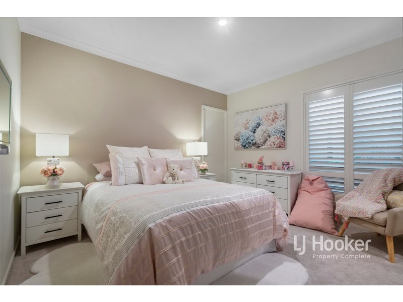 69 Summerview Avenue, Yarrabilba QLD 4207