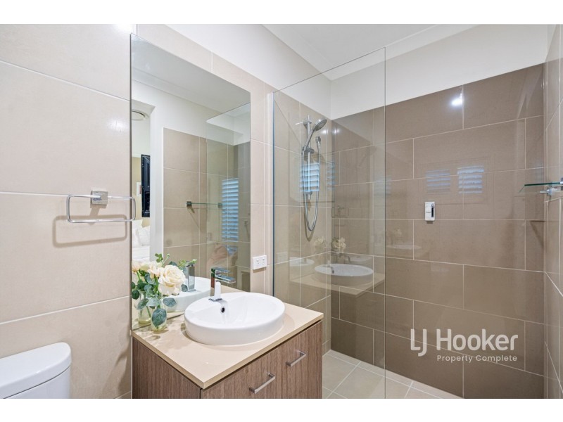 69 Summerview Avenue, Yarrabilba QLD 4207