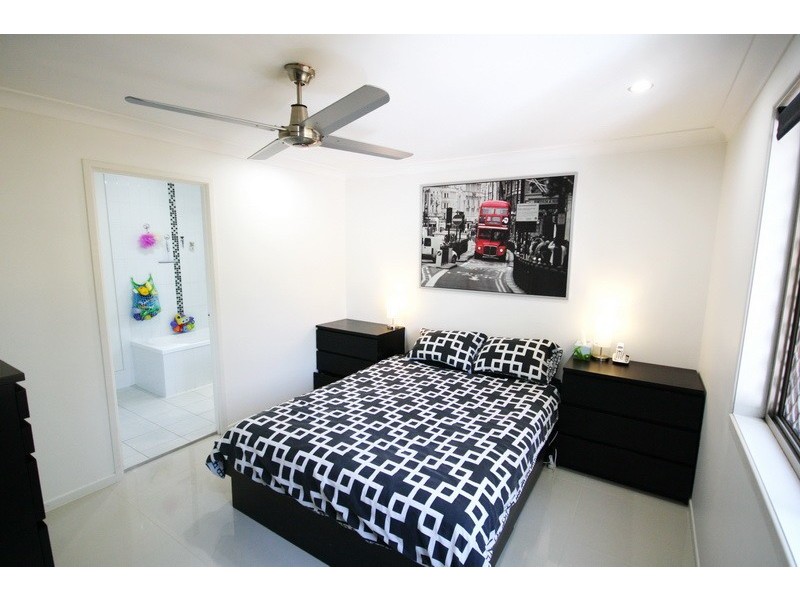 9 Natone Court, Bethania QLD 4205