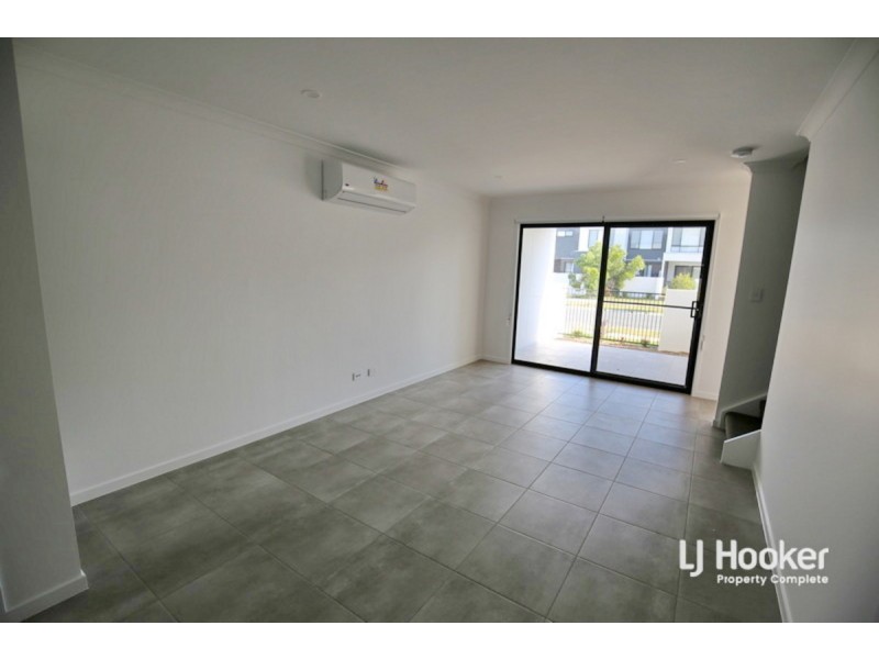4 Lowthers Street, Yarrabilba QLD 4207