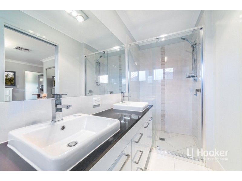 2/69 Darnell Street, Yarrabilba QLD 4207