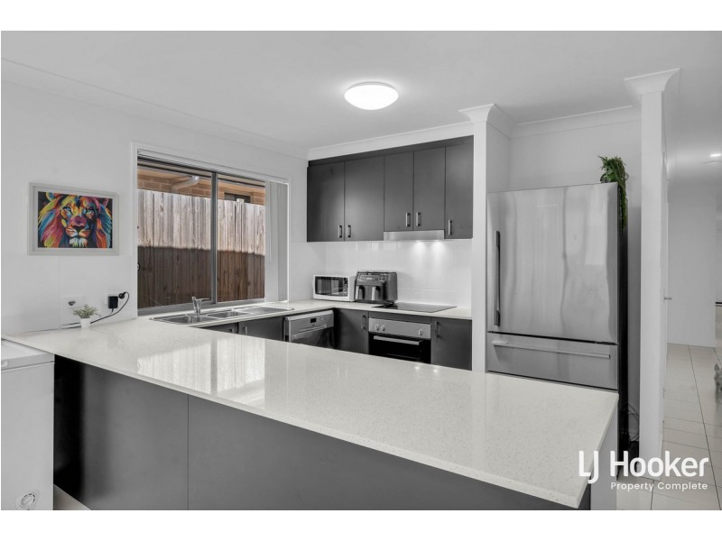 27 Lambent Street, Yarrabilba QLD 4207
