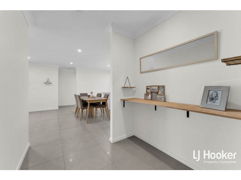 13 Zanes Place, Logan Village QLD 4207