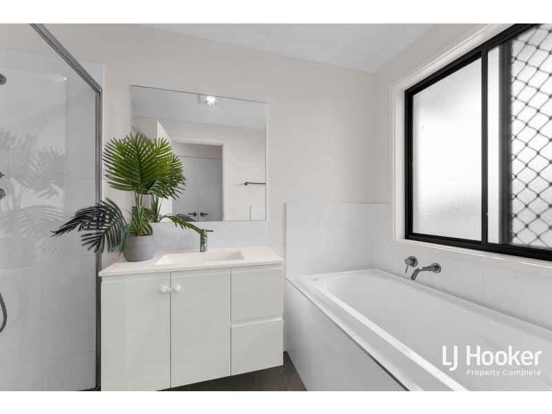 13 Zanes Place, Logan Village QLD 4207