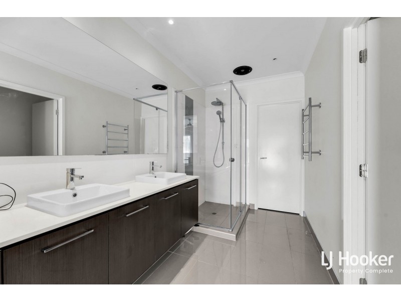 48 Pinehill Street, Yarrabilba QLD 4207