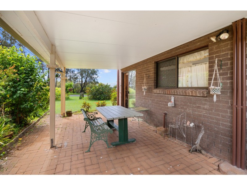1 Sandra Court, Redland Bay QLD 4165