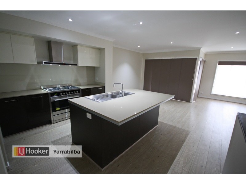 6 Daniels Lane, Yarrabilba QLD 4207