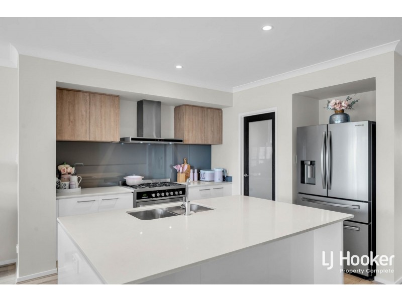 5 Pumice Lane, Yarrabilba QLD 4207