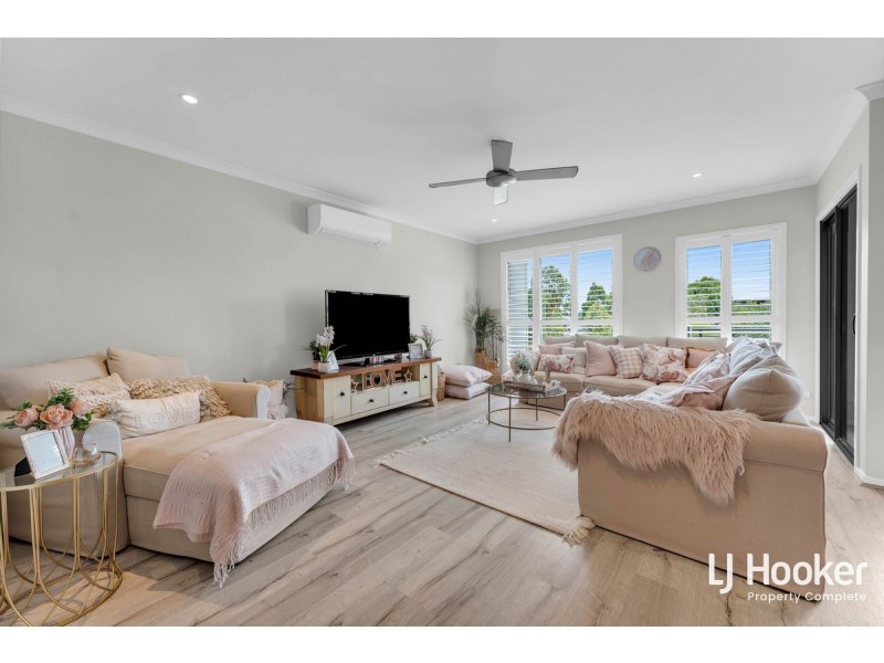 5 Pumice Lane, Yarrabilba QLD 4207