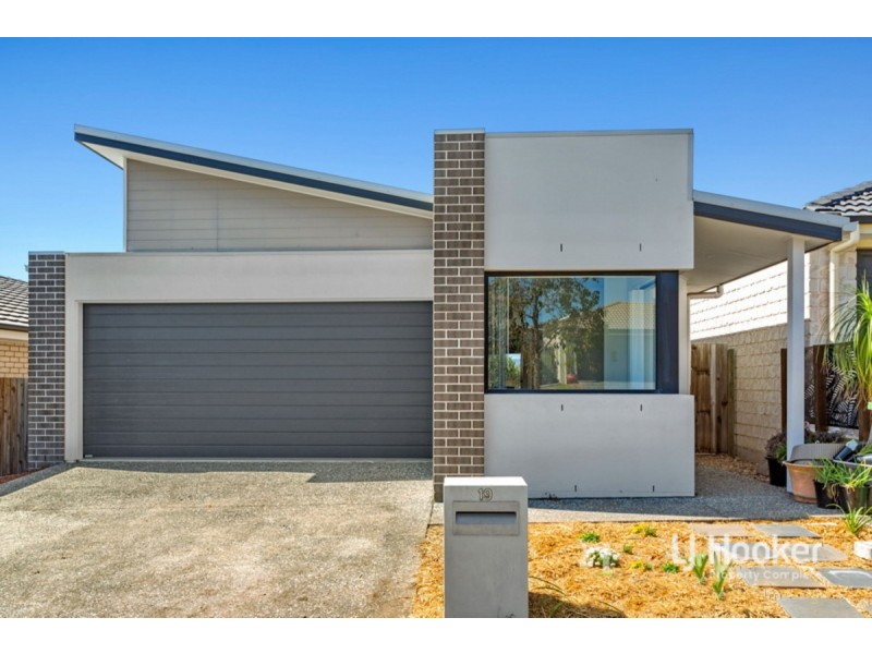 19 Howard Street, Yarrabilba QLD 4207