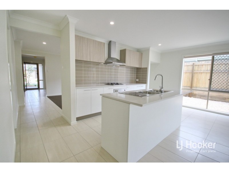 14 Breccia Street, Yarrabilba QLD 4207