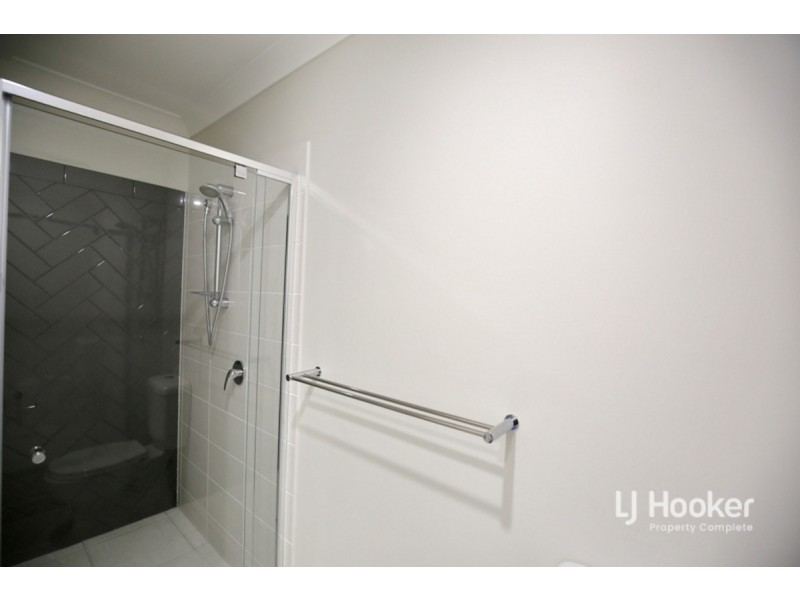 12/8 Highlands Street, Yarrabilba QLD 4207