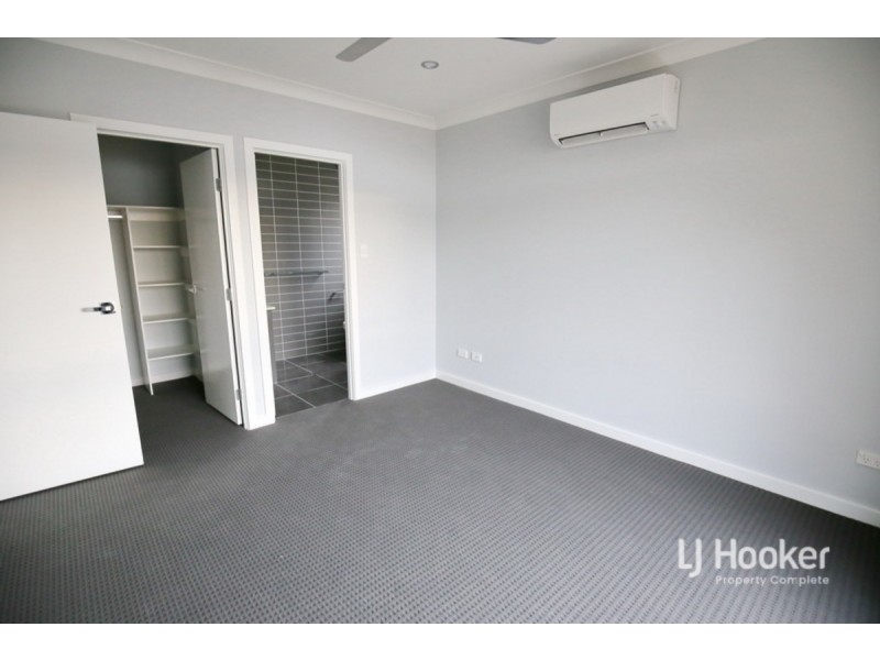 1/22 Chandon Court, Hillcrest QLD 4118