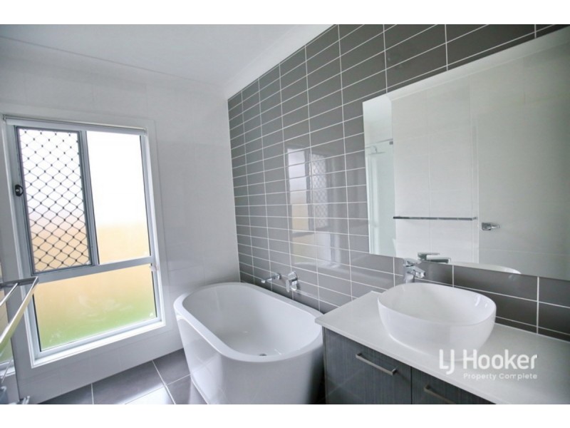 1/22 Chandon Court, Hillcrest QLD 4118