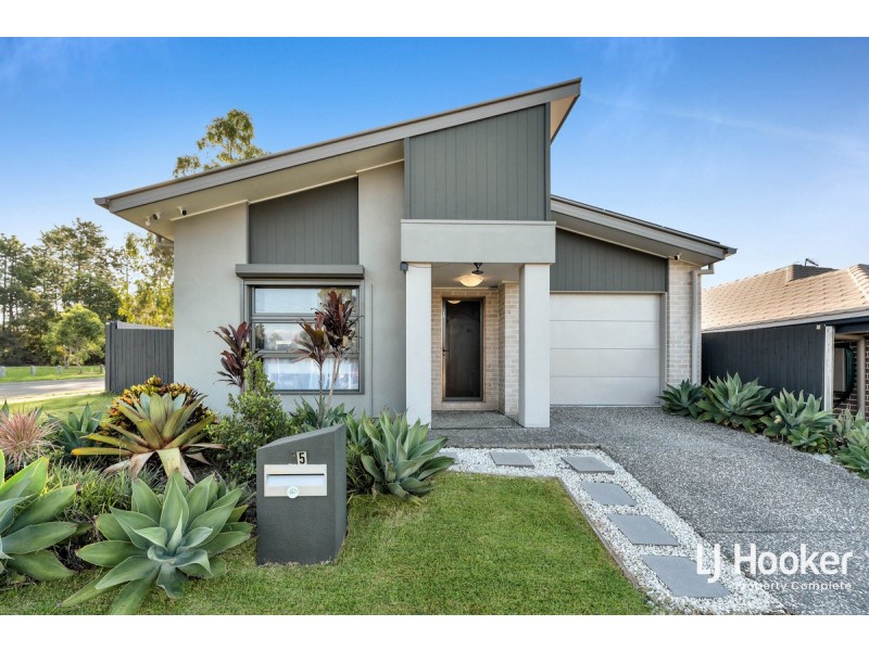 15 Tomlinson Street, Yarrabilba QLD 4207