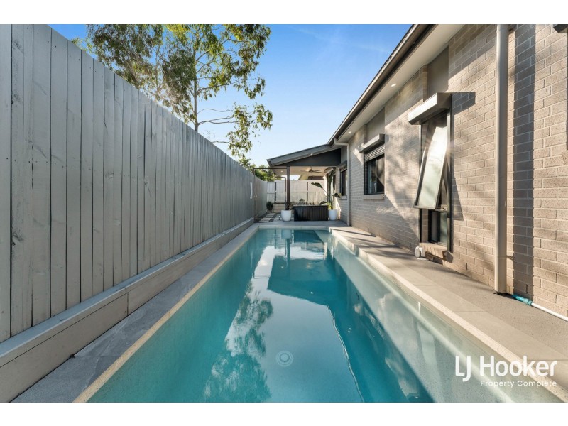 15 Tomlinson Street, Yarrabilba QLD 4207