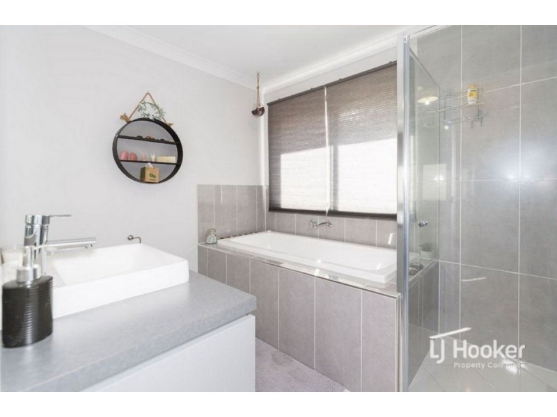 11 Biron Street, Yarrabilba QLD 4207