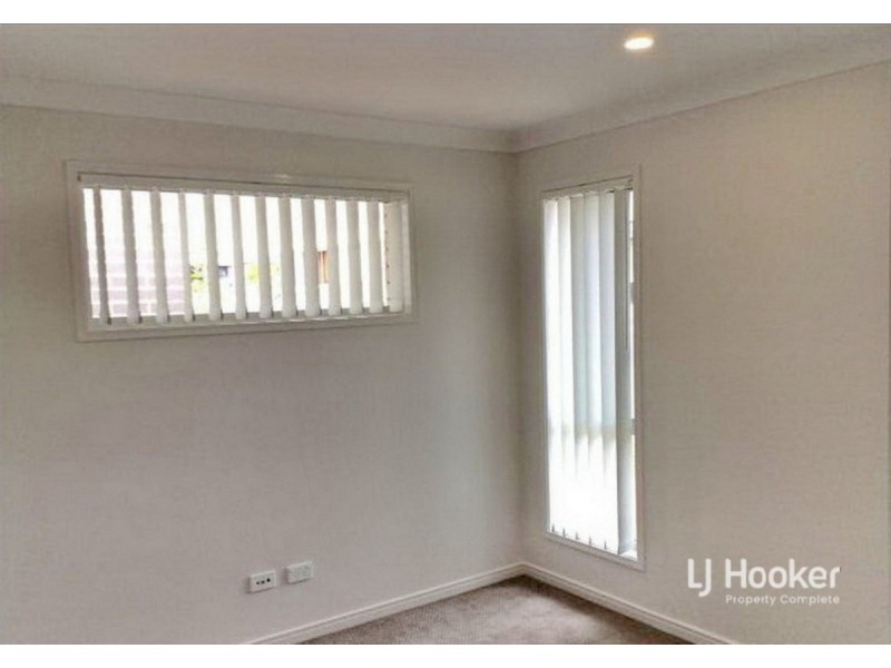 12 Follett Street, Yarrabilba QLD 4207