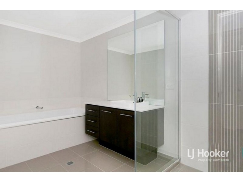 58 Pinehill Street, Yarrabilba QLD 4207